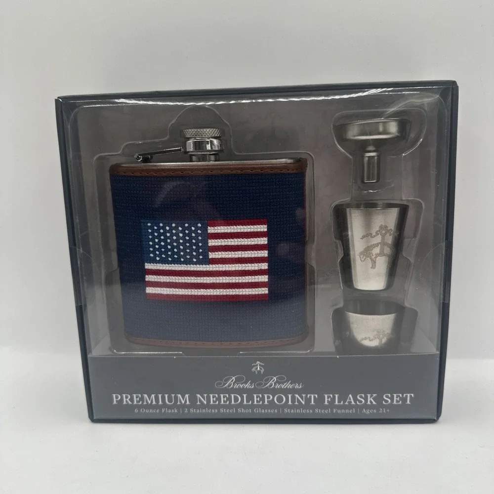 Brooks Brothers NeedlePoint American Flag 6 oz Hip Flask Set Shot Glasses Funnel